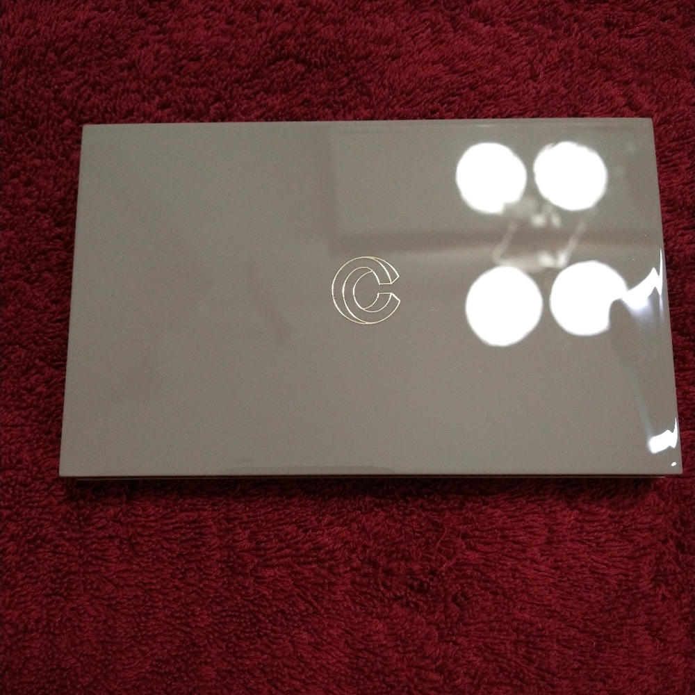Complex Culture eye shadow palette